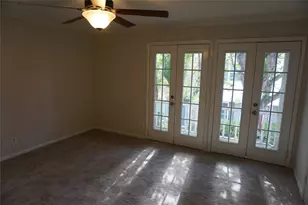 2417 Jamestown Mall, Houston, TX 77057 - Photo 20