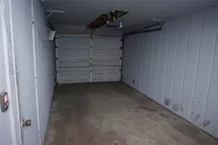 2417 Jamestown Mall, Houston, TX 77057 - Photo 4