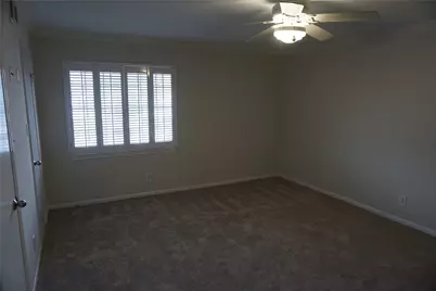 2417 Jamestown Mall #24, Houston, TX 77057 - Photo 26