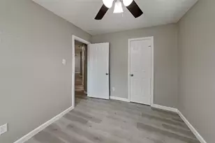 16778 N Thrasher Dr, Conroe, TX 77385 - Photo 16