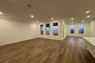 9119 Long Fin Dr, Baytown, TX 77521 - Photo 6