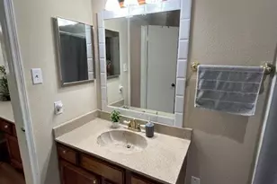 17585 Red Oak Dr, Houston, TX 77090 - Photo 18