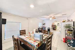 7931 Scanlock St, Houston, TX 77012 - Photo 10