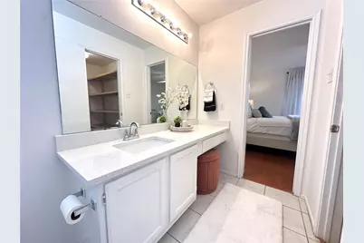 8223 Golf Green Circle, Houston, TX 77036 - Photo 24