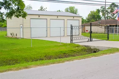 14310 Henry Road, Houston, TX 77060 - Photo 4