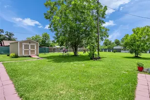 14310 Henry Rd, Houston, TX 77060 - Photo 32