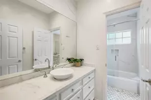 854 Plainwood Dr, Houston, TX 77079 - Photo 30