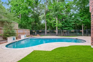 854 Plainwood Dr, Houston, TX 77079 - Photo 36