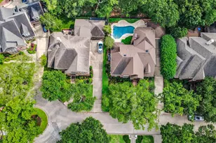 854 Plainwood Dr, Houston, TX 77079 - Photo 46