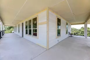 37557 Meadowview Dr, Hempstead, TX 77445 - Photo 16