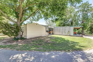 37557 Meadowview Dr, Hempstead, TX 77445 - Photo 24