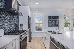 4702 Ave N 1/2, Galveston, TX 77551 - Photo 12