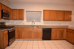 2811 Grants River Cir, Sugar Land, TX 77479 - Photo 10