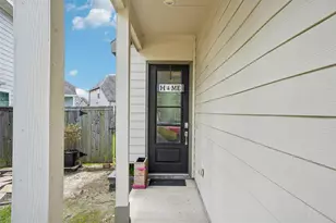 1810 Ryon Falls Dr, Richmond, TX 77469 - Photo 4