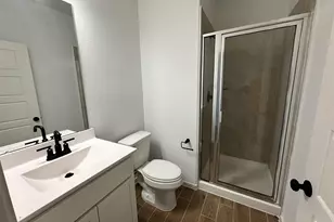 13623 Lago Vis Dr, Iowa Colony, TX 77583 - Photo 18
