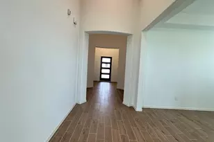 13623 Lago Vis Dr, Iowa Colony, TX 77583 - Photo 6