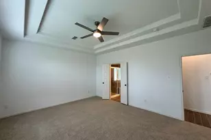13623 Lago Vis Dr, Iowa Colony, TX 77583 - Photo 12