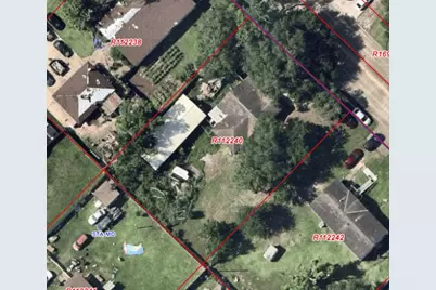 306 Present Street, Stafford, TX 77477 - Photo 2