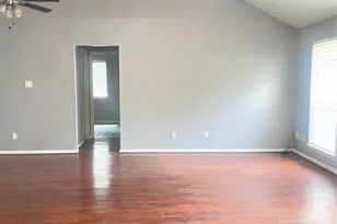 6406 Bayou Crest Dr, Houston, TX 77088 - Photo 6