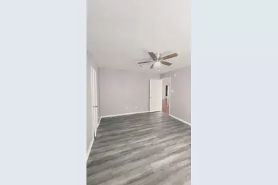 6406 Bayou Crest Drive, Houston, TX 77088 - Photo 8