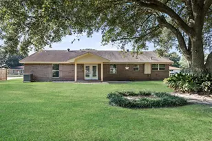 629 Carolyn St, Winnie, TX 77665 - Photo 14
