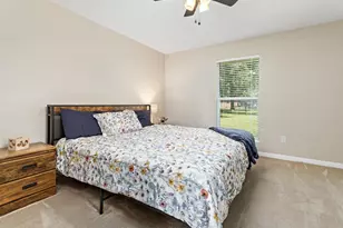 629 Carolyn St, Winnie, TX 77665 - Photo 10