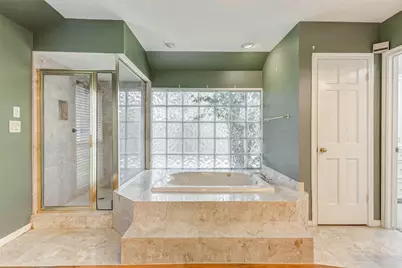 18103 Ravenfield Drive, Houston, TX 77084 - Photo 16