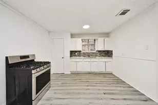 3727 Prudence Dr, Houston, TX 77045 - Photo 20