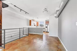 310 S Jensen Dr, Houston, TX 77003 - Photo 16