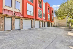 310 S Jensen Dr, Houston, TX 77003 - Photo 4