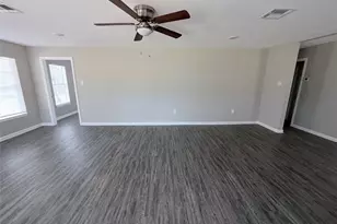3700 4th St, Bay City, TX 77414 - Photo 4