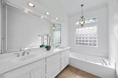 1531 Briar Bend Drive, Friendswood, TX 77546 - Photo 18