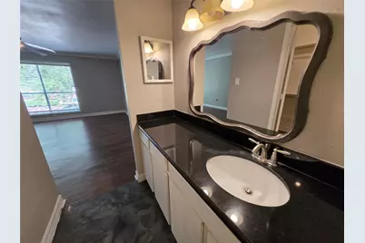 5661 Birchmont Drive #E, Houston, TX 77091 - Photo 22