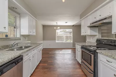 1102 Newport Boulevard, League City, TX 77573 - Photo 8