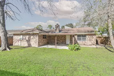 1102 Newport Boulevard, League City, TX 77573 - Photo 2