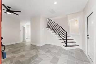1908 Dismuke St, Houston, TX 77023 - Photo 2