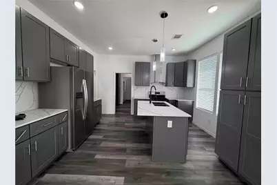 2404 Burkett Street, Houston, TX 77004 - Photo 10