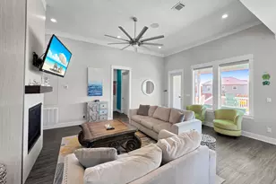 878 Surf Rd, Crystal Beach, TX 77650 - Photo 10