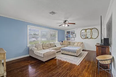 106 N Mahan Street, Richwood, TX 77531 - Photo 4