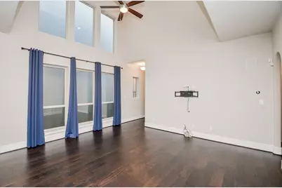 5130 Galahad Court, Missouri City, TX 77459 - Photo 8