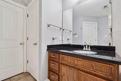 9102 S Pass Lane, Houston, TX 77064 - Photo 34