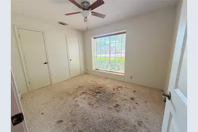 101 Rose Trail, Lake Jackson, TX 77566 - Photo 8