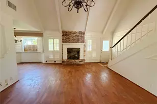 101 Rose Trail, Lake Jackson, TX 77566 - Photo 10