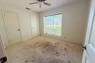 101 Rose Trail, Lake Jackson, TX 77566 - Photo 8