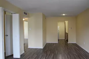 3919 Fairmont Pkwy, Pasadena, TX 77504 - Photo 6