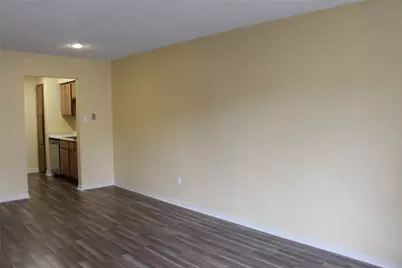 3919 Fairmont Parkway #200, Pasadena, TX 77504 - Photo 8