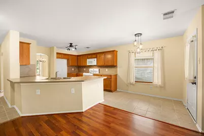 19426 Dolan Springs Drive, Tomball, TX 77377 - Photo 10