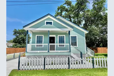 1418 30th Street, Galveston, TX 77550 - Photo 1