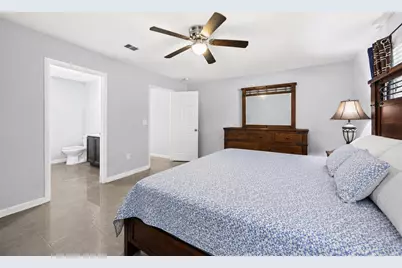16454 Peyton Stone Circle, Houston, TX 77049 - Photo 10