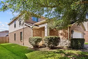 16454 Peyton Stone Cir, Houston, TX 77049 - Photo 2
